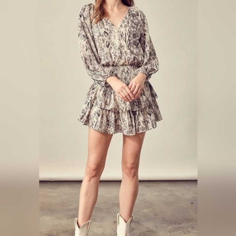 Mustard Seed Cream Snakeskin Print Long Sleeve V-Neck Sundress Sz. M. Cute Goth.